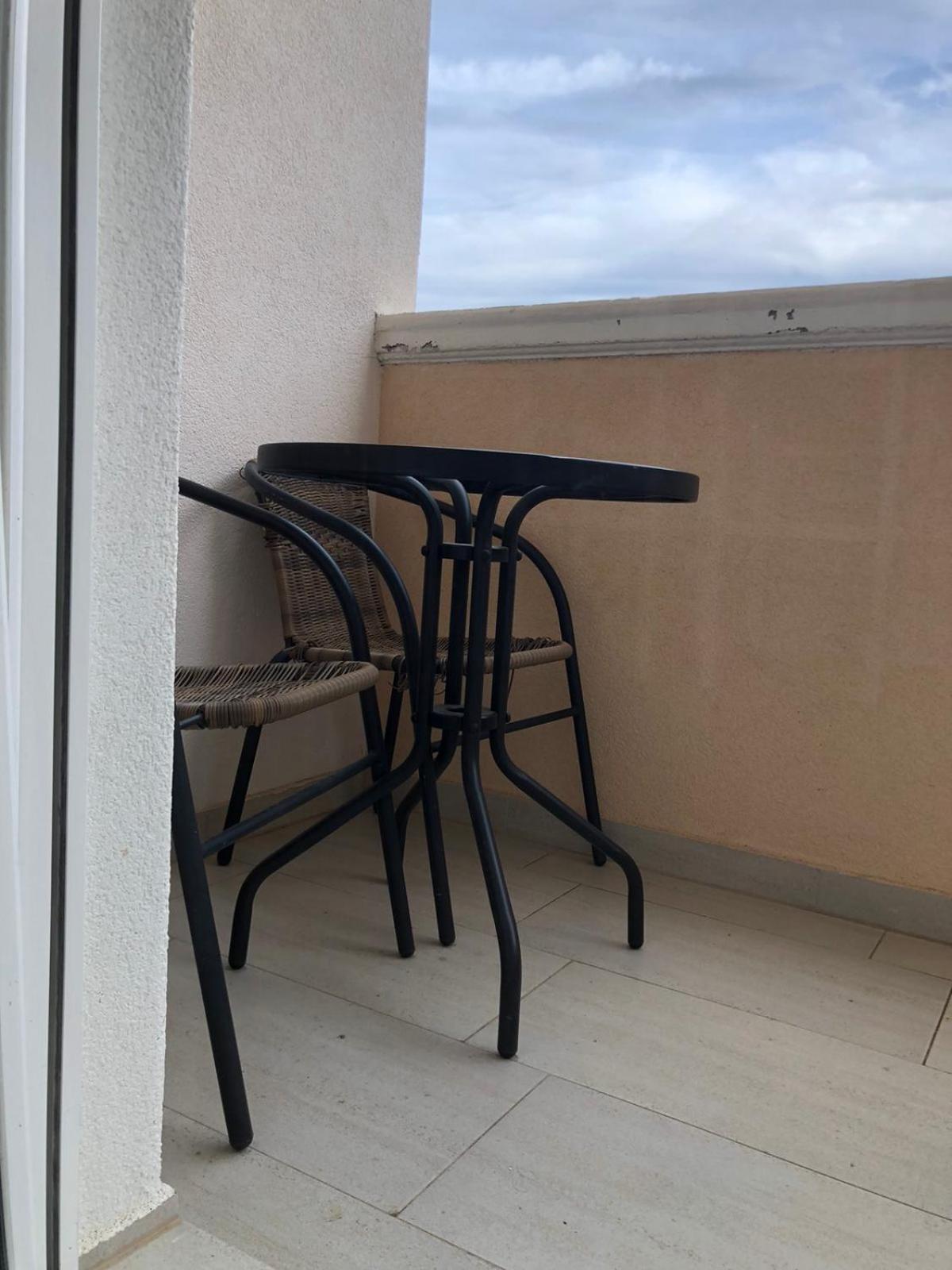 Aco Apartment Требинье Экстерьер фото