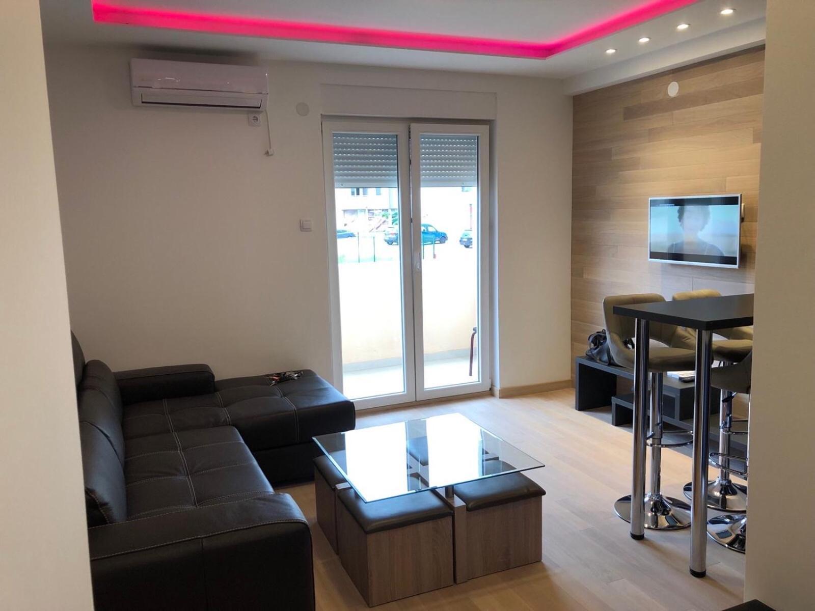 Aco Apartment Требинье Экстерьер фото