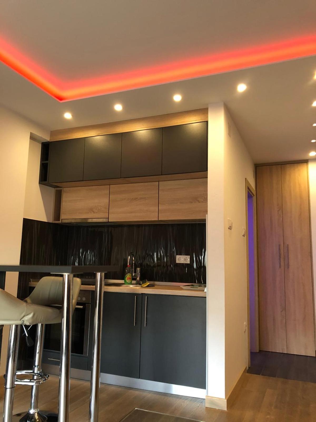 Aco Apartment Требинье Экстерьер фото