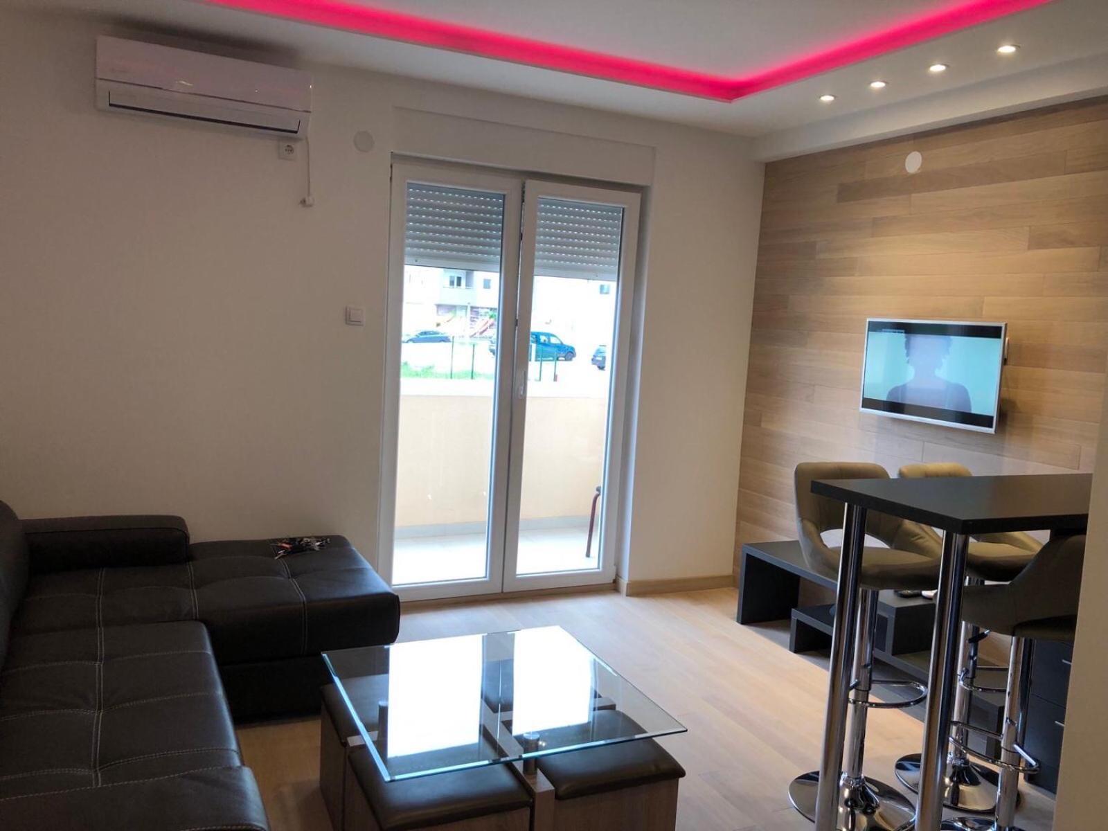 Aco Apartment Требинье Экстерьер фото