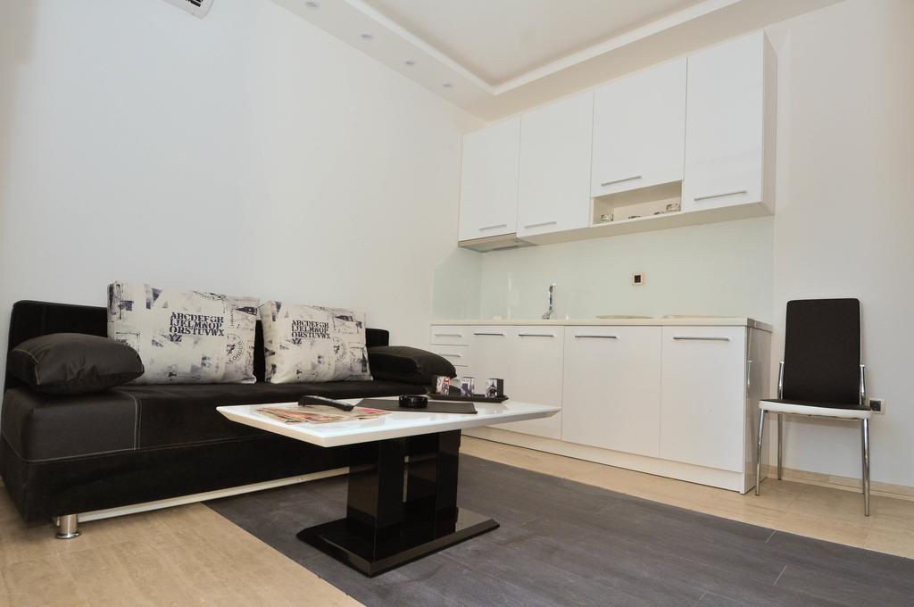 Aco Apartment Требинье Экстерьер фото