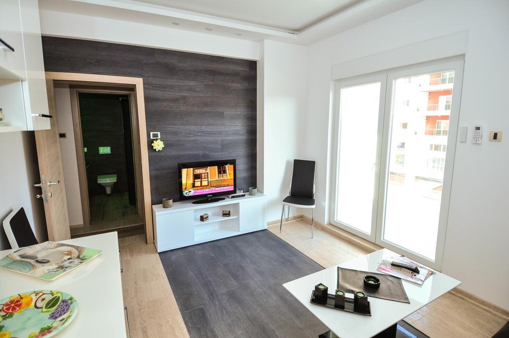 Aco Apartment Требинье Экстерьер фото