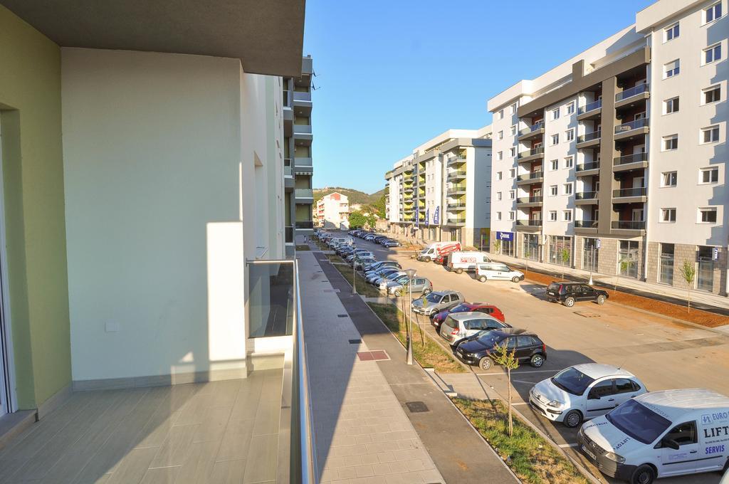 Aco Apartment Требинье Экстерьер фото