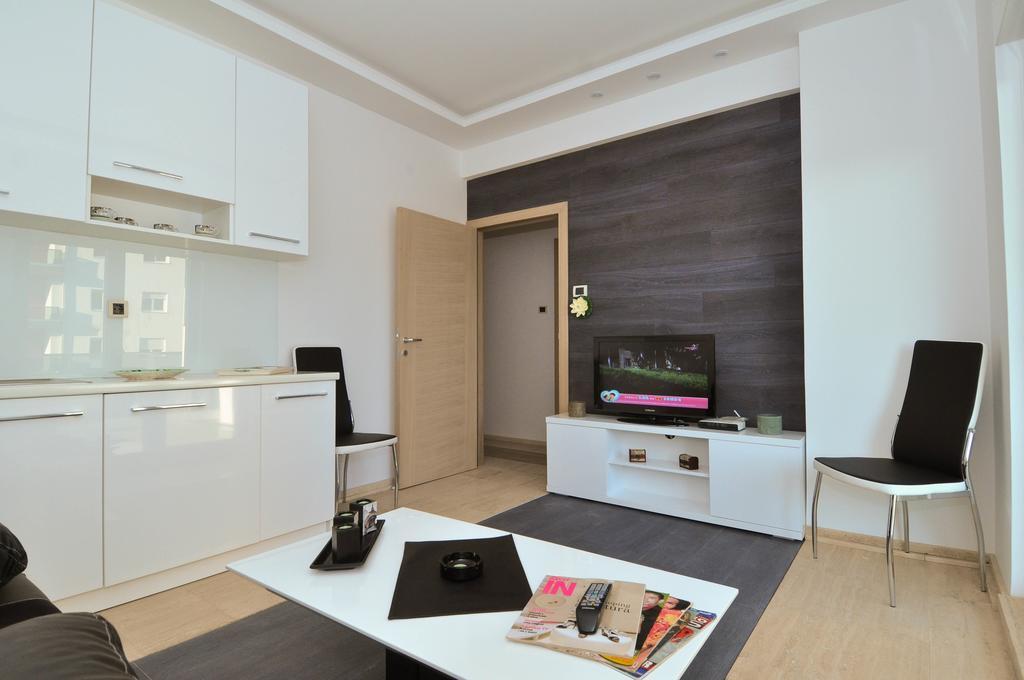 Aco Apartment Требинье Экстерьер фото