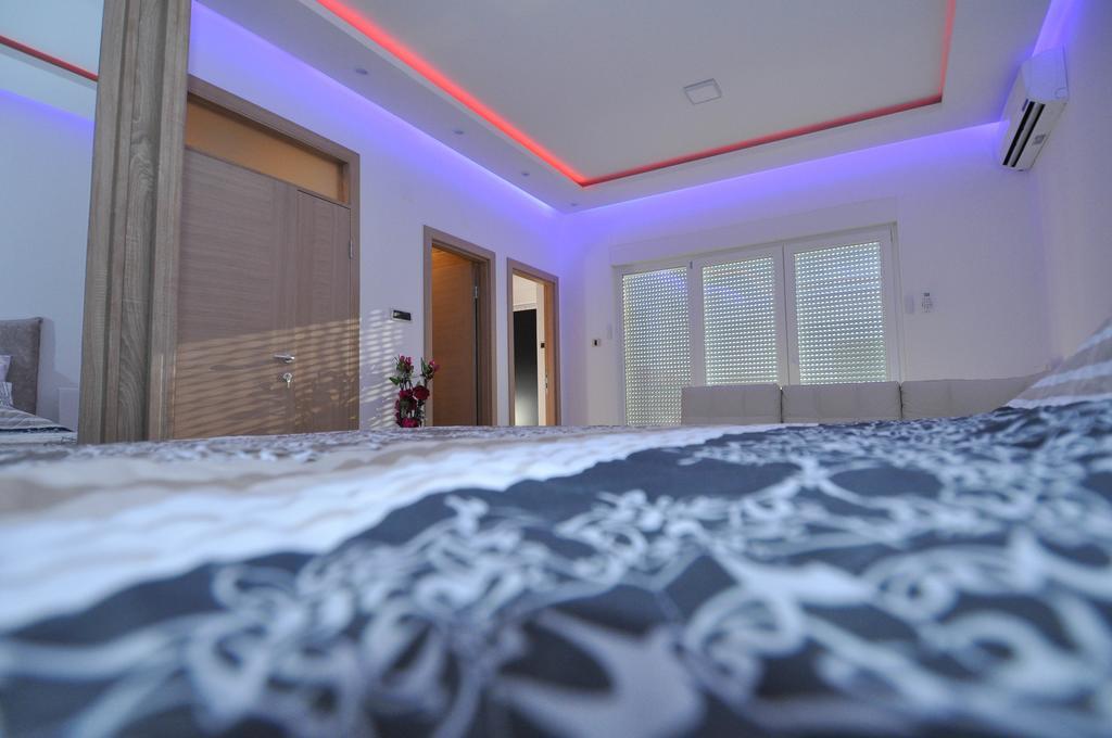 Aco Apartment Требинье Экстерьер фото