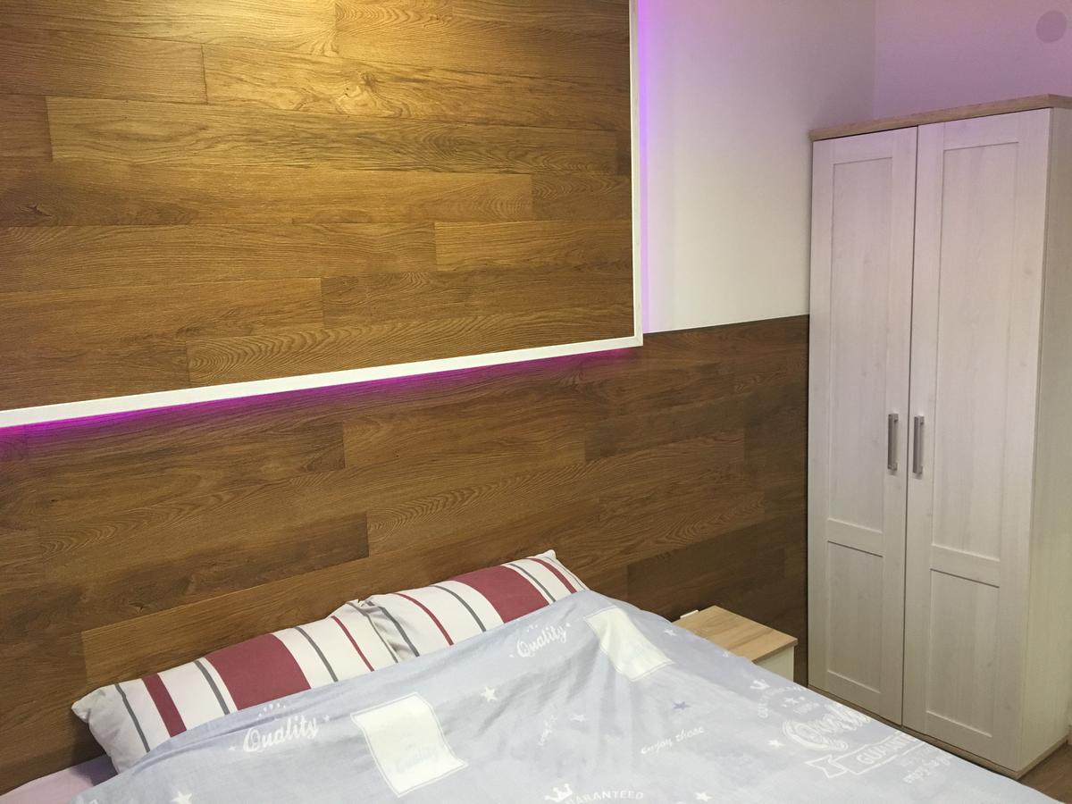 Aco Apartment Требинье Экстерьер фото