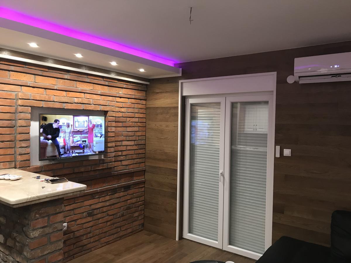 Aco Apartment Требинье Экстерьер фото